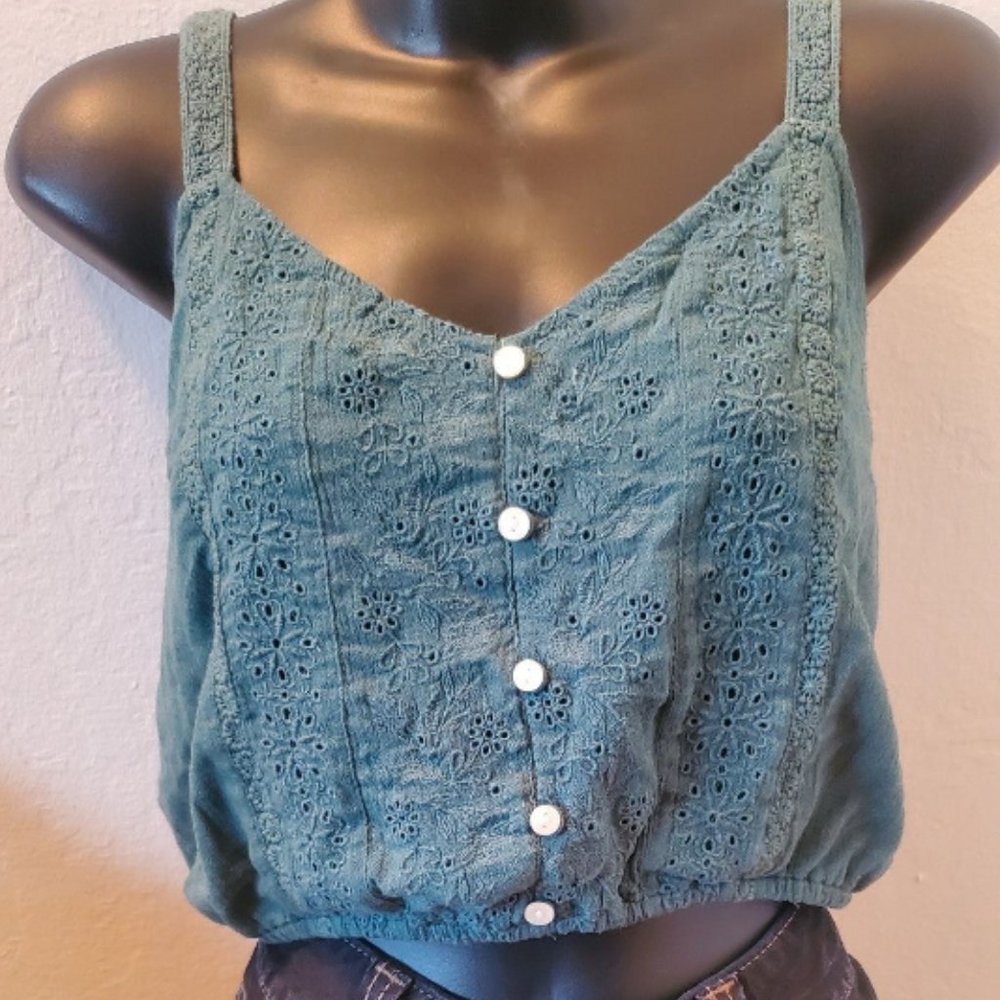 Lacy Button Crop Top